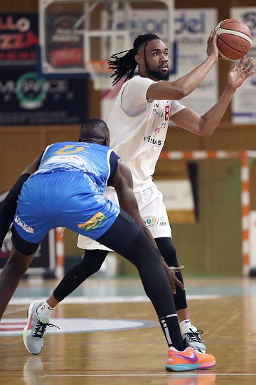 F (69)
